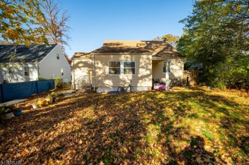 352 7 Ave, Roselle NJ  07203-2159 exterior