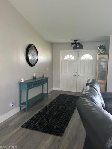 2222 6th Ter, Cape Coral, FL 33990-7703