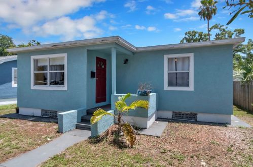 2566 38th Ave, Saint Petersburg, FL 33713-1712