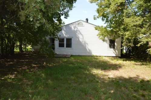905 Park St, Greenville TX  75401-5433 exterior