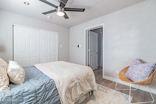 1106 12 St, Phoenix AZ 85086-7448 exterior