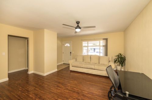 25764 Underwood Ave, Hayward, CA 94544-2712