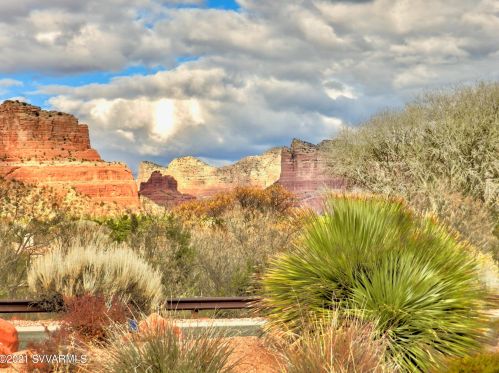 100 Stone Creek Cir, Sedona, AZ 86351-7438