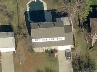 886 Cedarhill Dr, Cincinnati OH  45240-1240 exterior