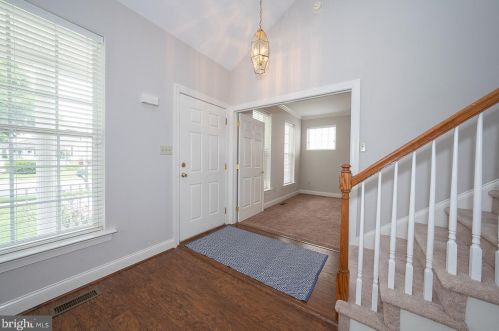 502 Victoria Gardens Dr, Kennett Sq, PA 19348-2588