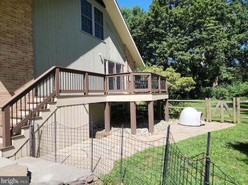 107 Quintynnes Dr, Wilmington DE  19807-1435 exterior