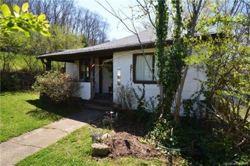 55 Clemmons St, Asheville, NC 28801-3805