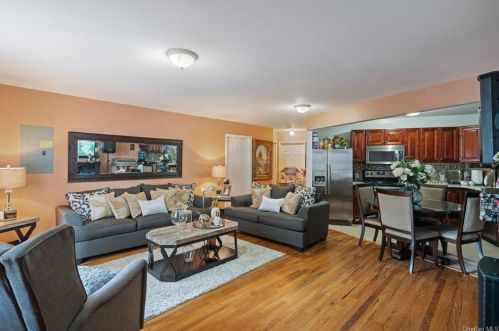 229 Tremont Ave, Bronx, NY 10457-5303