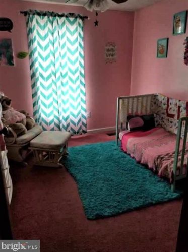 331 Melling Ave, Boothwyn PA 19061-4137 exterior