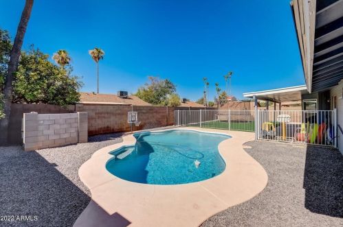 4145 Danbury Dr, Glendale, AZ 85308-4009