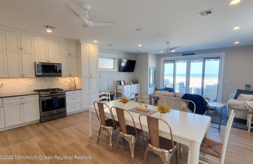 3006 Ocean Rd, Lavallette NJ  08735-1919 exterior