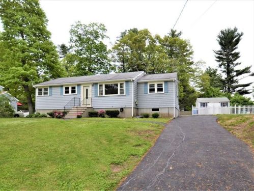 154 Janice Cir, Wrentham, MA 02093-1324