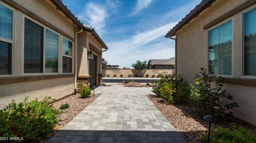 7544 Peppertree Dr, Gilbert AZ  85298 exterior