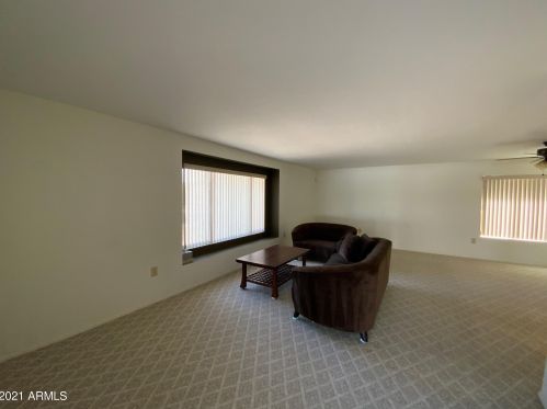 10613 Brookside Dr, Sun City AZ 85351-1013 exterior