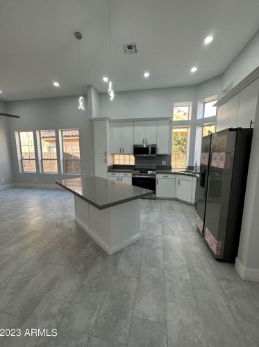 31017 42nd Way, Cave Creek AZ  85331-3808 exterior