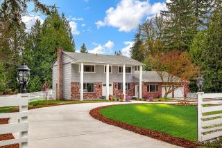 18904 185th Ave, Woodinville, WA 98077-8229