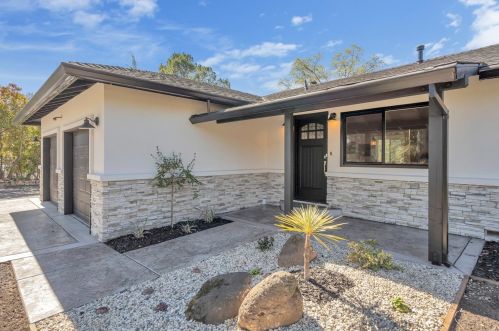 9305 Buckboard Ln, Loomis, CA 95650-8840