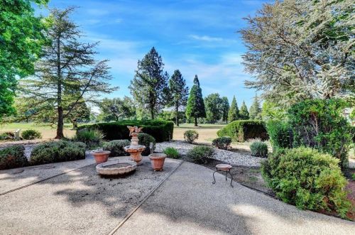 18114 Lake Forest Dr, Lake Wildwood CA  95946-9456 exterior