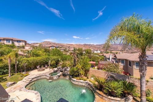 3824 Doheney Ct, Simi Valley CA  93063-0208 exterior