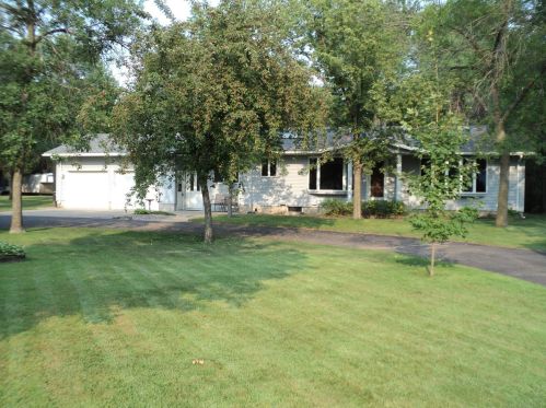 18446 Riverwood Dr, Little Falls, MN 56345-6473