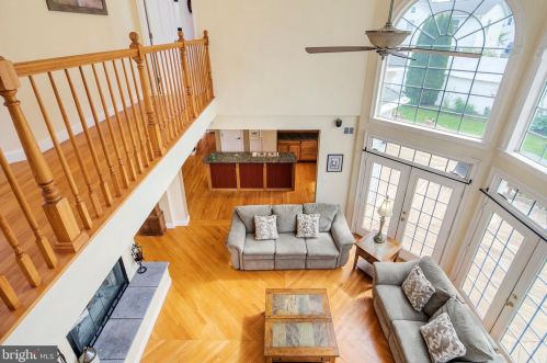 240 O St, Purcellville VA  20132-3002 exterior