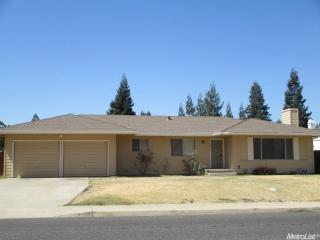6451 Oakdale Rd, Riverbank, CA 95367-2156
