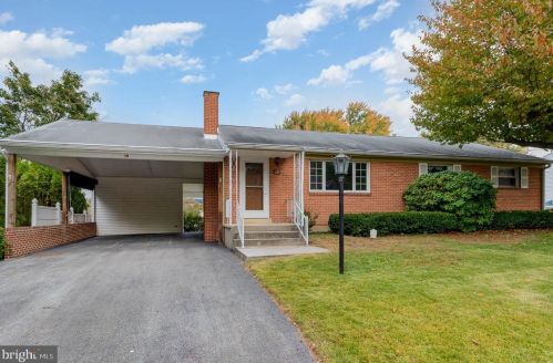 19 Marshall Dr, Camp Hill, PA 17011-1146