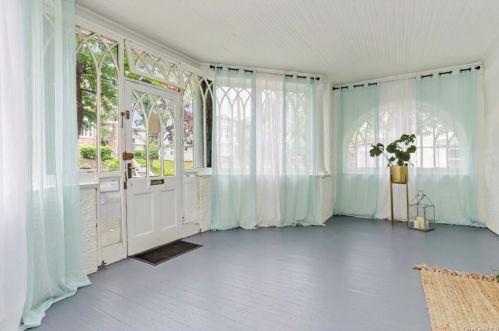 321 Seneca Ave, Mount Vernon, NY 10553-1726