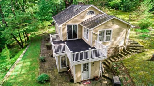 205 Brushy Hill Rd, Danbury, CT 06810-8430