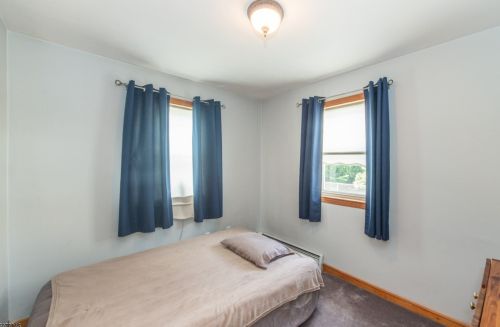 102 Mount Pleasant Ave, West Paterson NJ  07424-2838 exterior