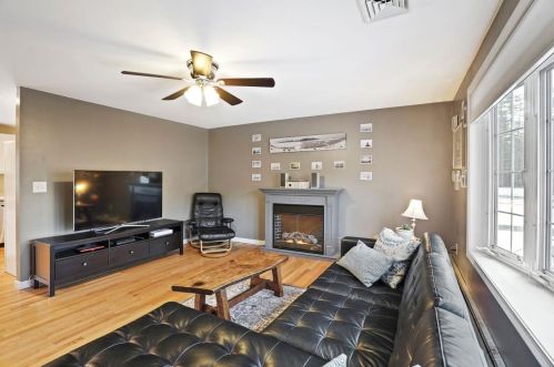 7 Bayou Dr, Raymond NH  03077-2364 exterior