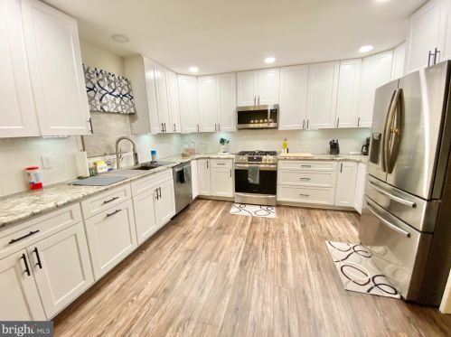 845 Chestnut Ave, West Deptford, NJ 08096-4716