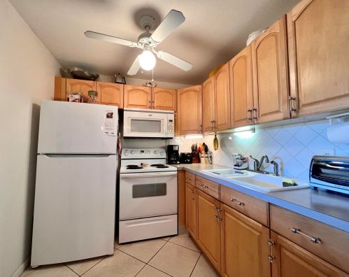 55 Dorchester C, West Palm Beach, FL 33417-1430