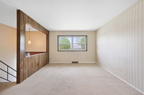 210 Dominican Way, Zelienople PA  16063-1403 exterior