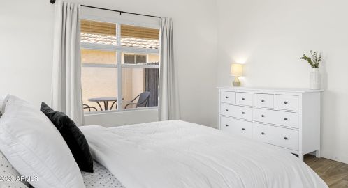 950 Redondo Dr, Gilbert AZ 85233-7539 exterior