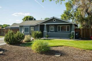 107 Fir Ave, Eagle Crest, OR 97756-1542