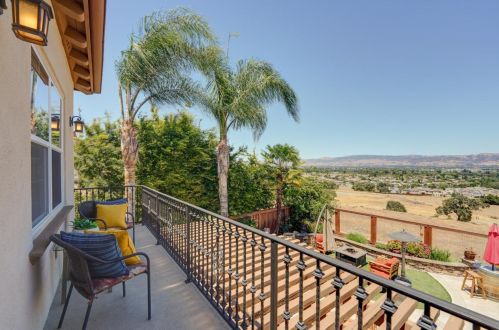 5940 Winged Foot Dr, Gilroy, CA 95020-2634