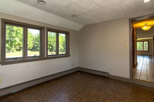 56 Bryant Rd, Belmont NH  03220-3626 exterior