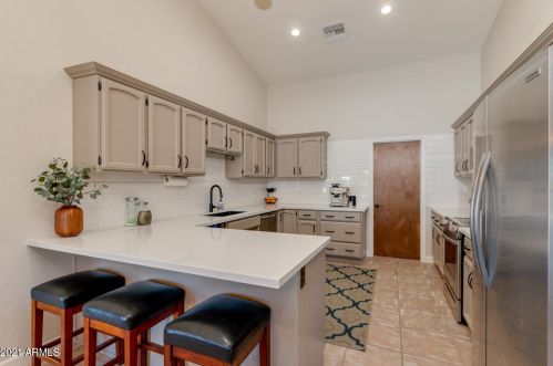 7536 Libby St, Glendale AZ 85308-8144 exterior