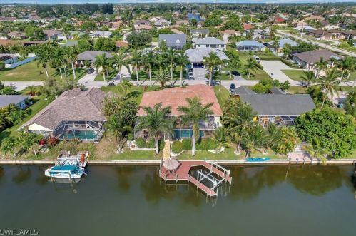 4722 24th Pl, Cape Coral, FL 33914-6727
