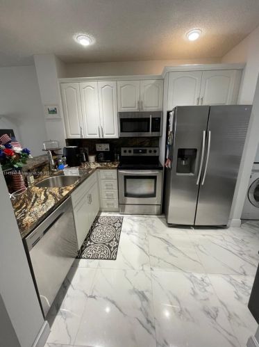 711 122nd Ave, Hollywood FL 33025-5920 exterior