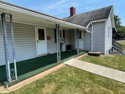 116 Spruce Ln, West Newton, PA 15089-1236