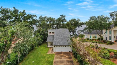 1524 Country Club Dr, Lynn Haven, FL 32444-1978