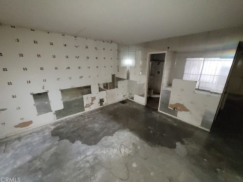 13851 La Jolla Plz, Garden Grove CA  92844-2972 exterior