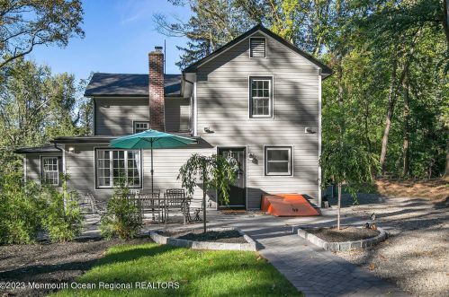 961 Front St, Tinton Falls NJ  07701-5615 exterior