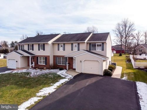 548 Harleysville Pike, Souderton PA  18964-1633 exterior