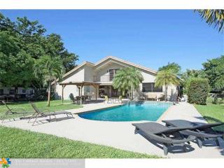 14100 21st St, Hollywood FL  33024 exterior