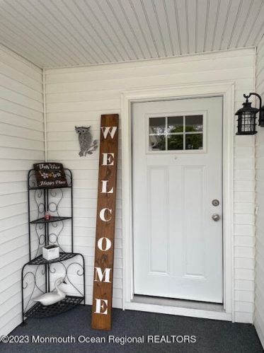 80 Courtshire Dr, Bricktown, NJ 08723-7138
