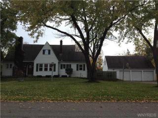 8523 Howard Dr, Buffalo, NY 14221-7410