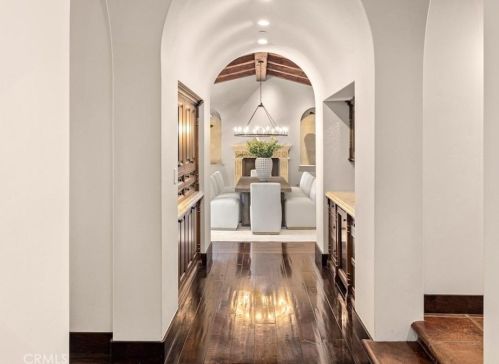 47 Echo Gln, Irvine CA  92603-0421 exterior